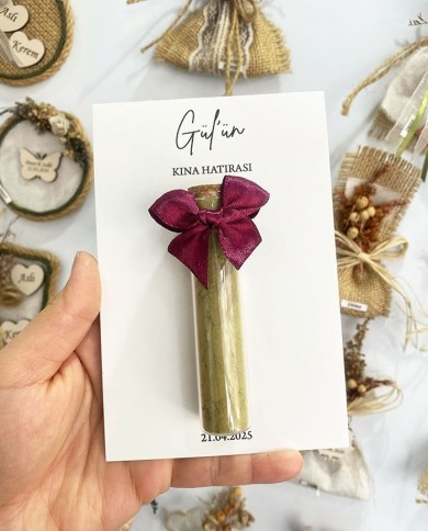Şişe İçerisinde Kartlı Kına Hediyesi