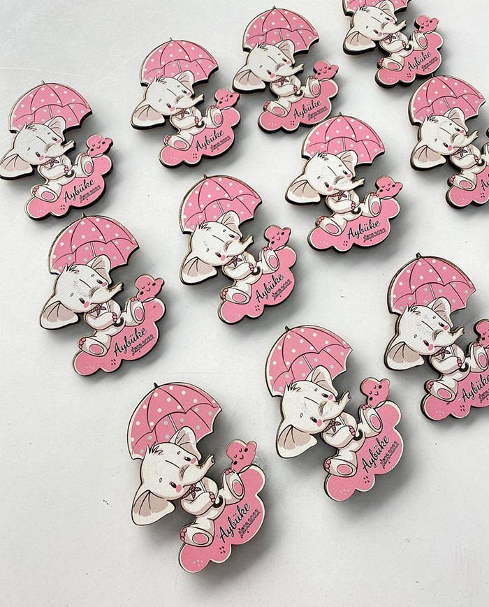 Elephant with Umbrella Wooden Magnet – Pink