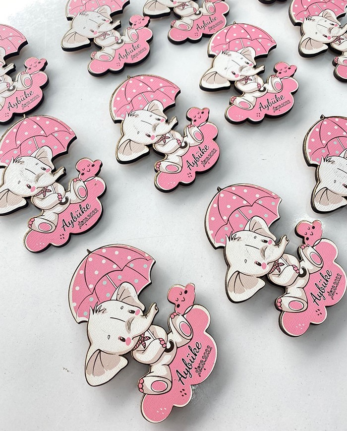 Elephant with Umbrella Wooden Magnet – Pink